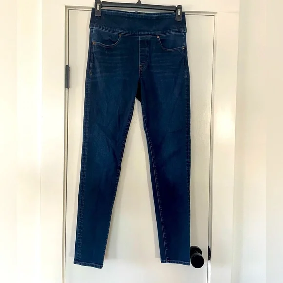 Spanx Signature Straight Jeans, Size 28, Blue Denim - Picture 6 of 6